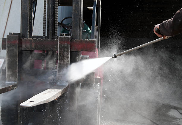 Professional Pressure Washing in Black Diamond, FL